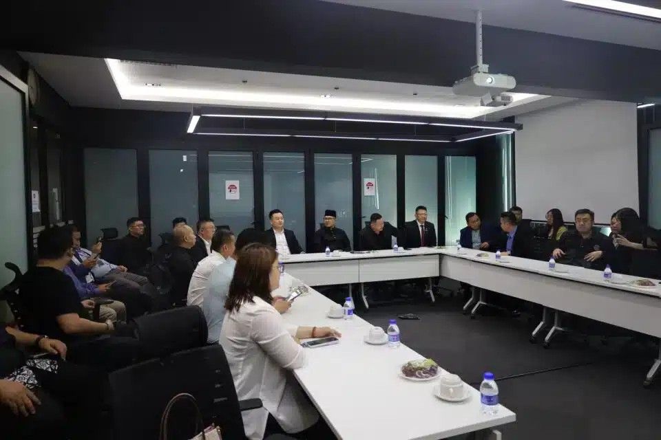 雪国际清真机构与中国代表团交流 加强清真生态系统发展