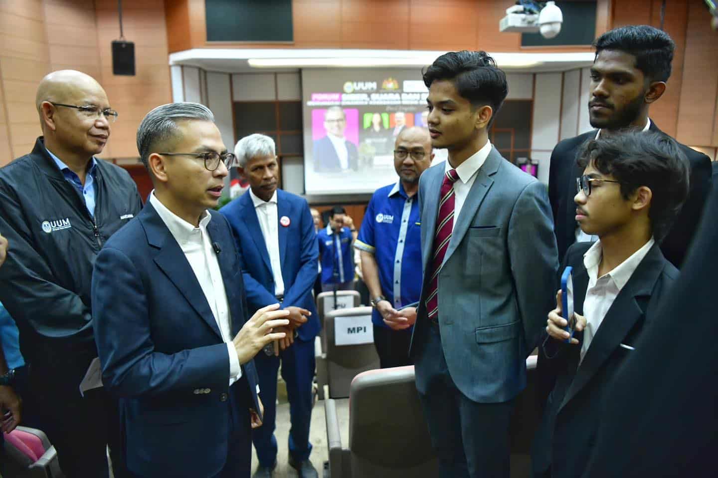Fahmi: Hati-hati, jaga adab kongsi kandungan nahas Gerik di media sosial