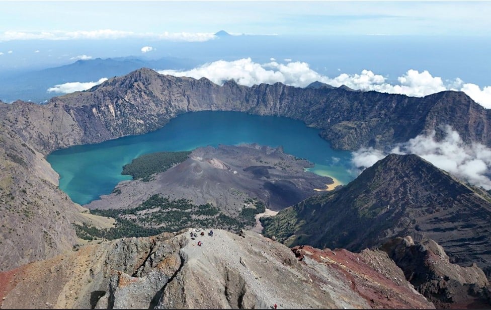 Insiden Gunung Rinjani: Pendaki Malaysia diselamatkan selepas tergelincir