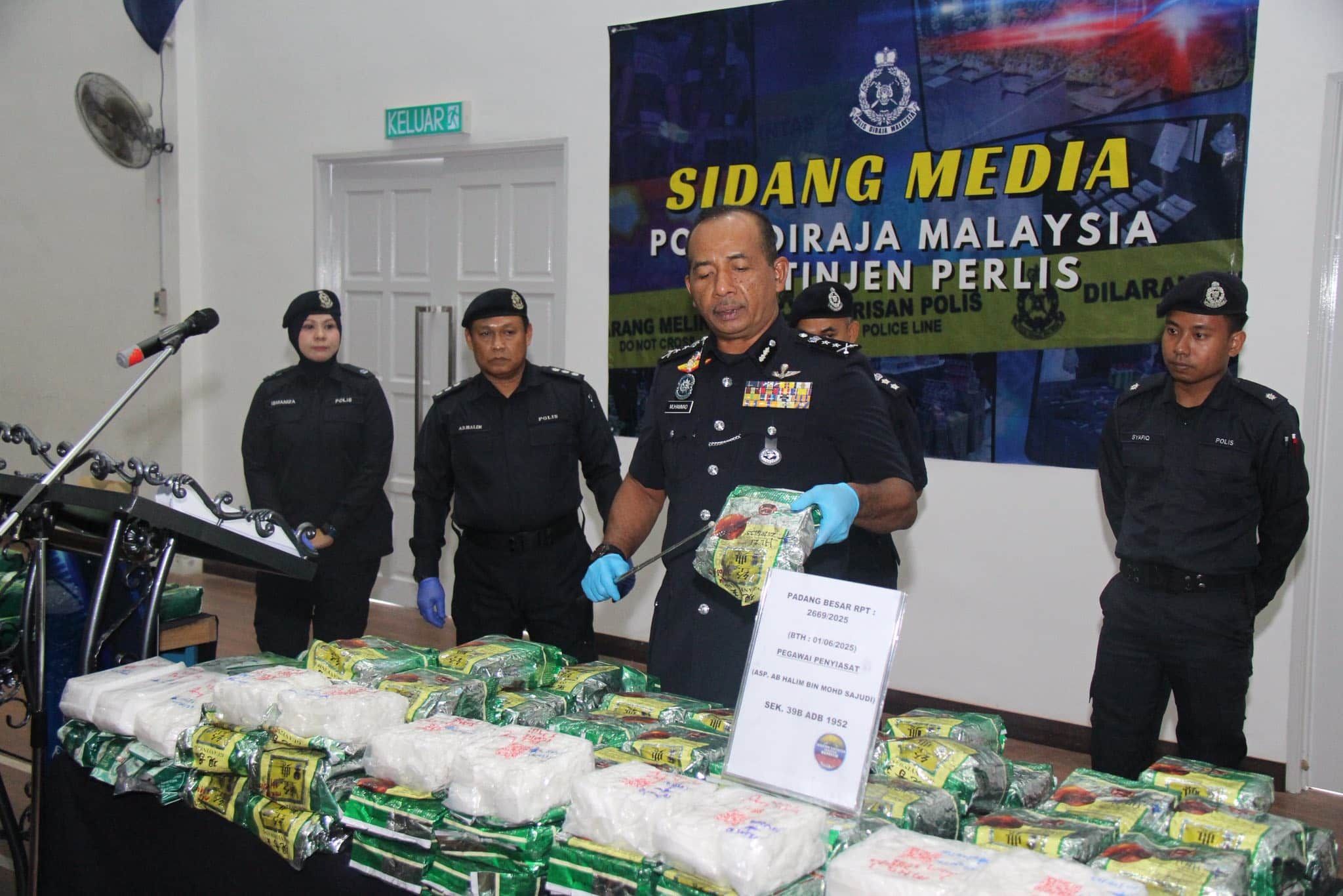 贩运超过300公斤市价千万冰毒 40岁男子在巴东勿刹落网