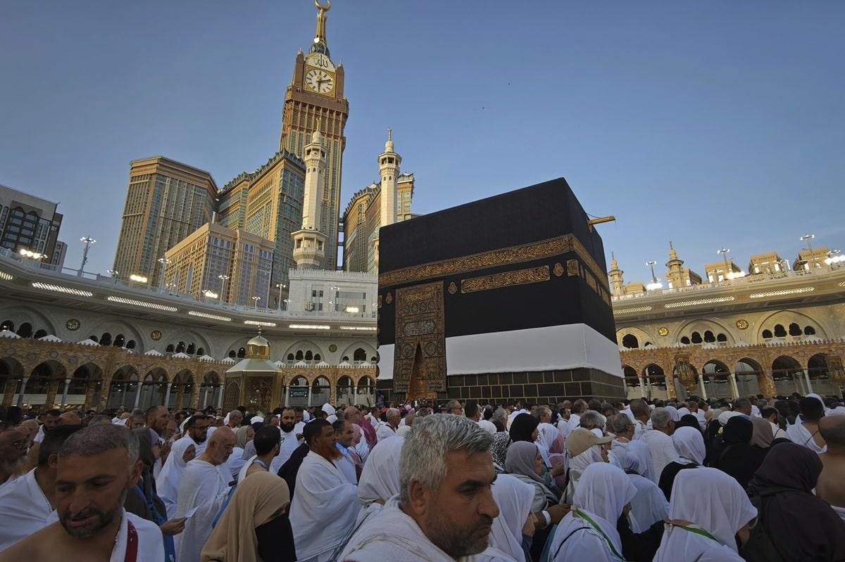Tabung Haji: Kontroversi penjenamaan semula – kos, firma dan sensitiviti