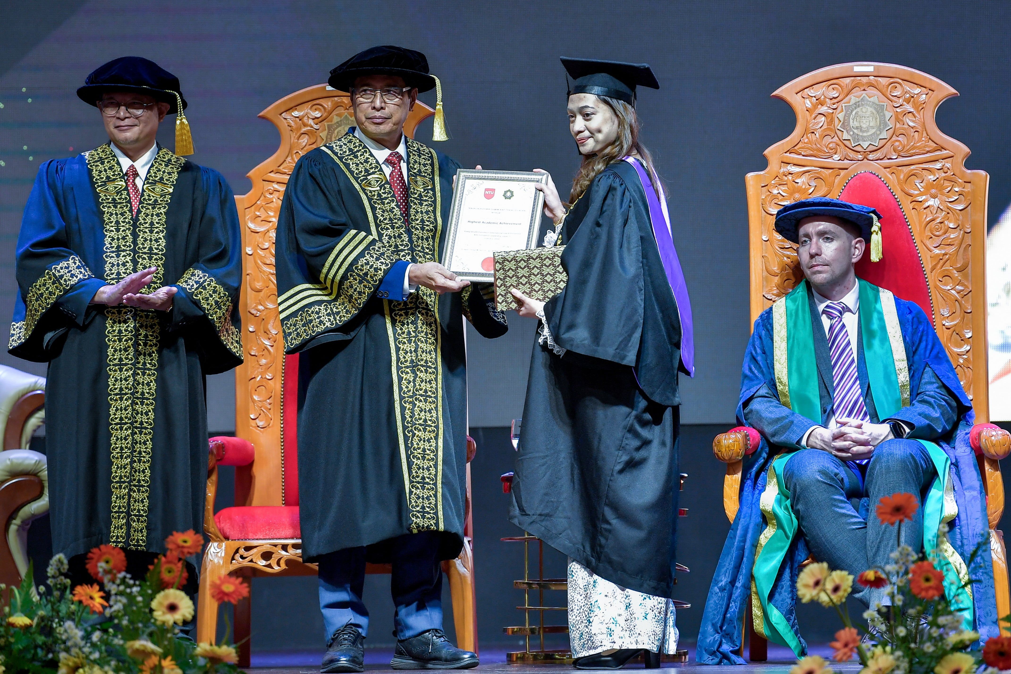 沙巴州议员涉嫌集体贪污案 阿占峇基：近期一两人被控