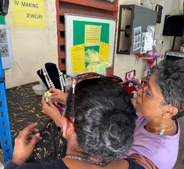 雪妇女增值中心强化6妇女庇护中心  提供各培训康复计划辅助女性