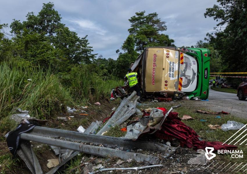 Polis: Siasatan awal dapati bas bawa pelajar UPSI langgar belakang Alza