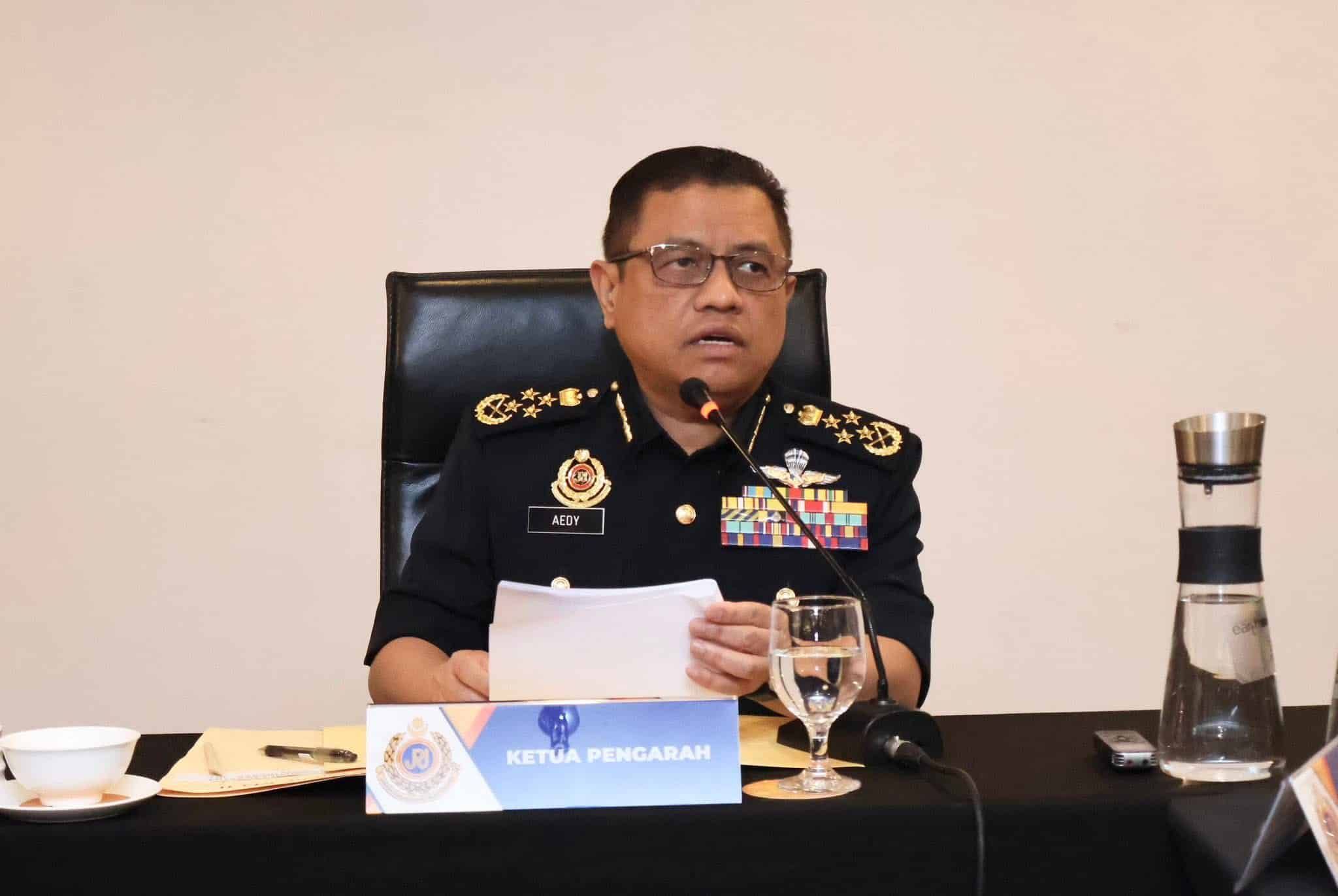 陆交局11月推司机复训课程  强制PSV和GDL遭吊销者上课