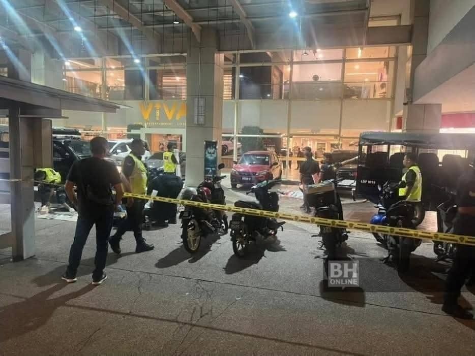 遭一群蒙面枪手追杀   两男子便利店外丧命