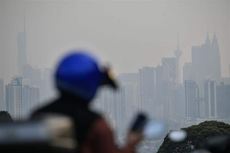 雪州各灾难小组受促严防烟霾  大臣下令定期监督破百点区