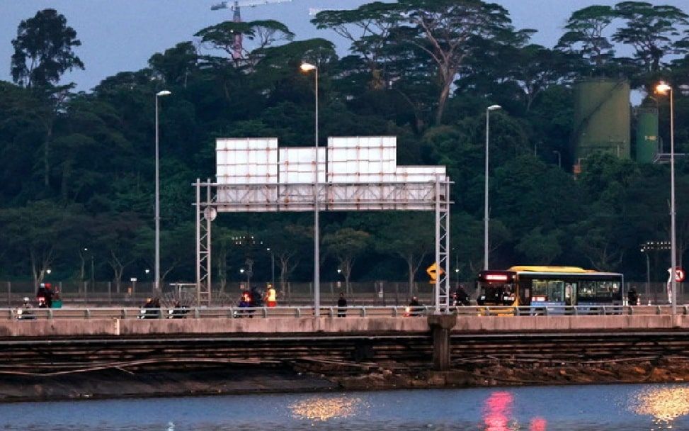 巴士司机罢工涉扣薪未付超时  人资部查一运输公司两项违规