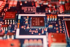 大马荷兰签合作备忘录  加强两国在半导体合作