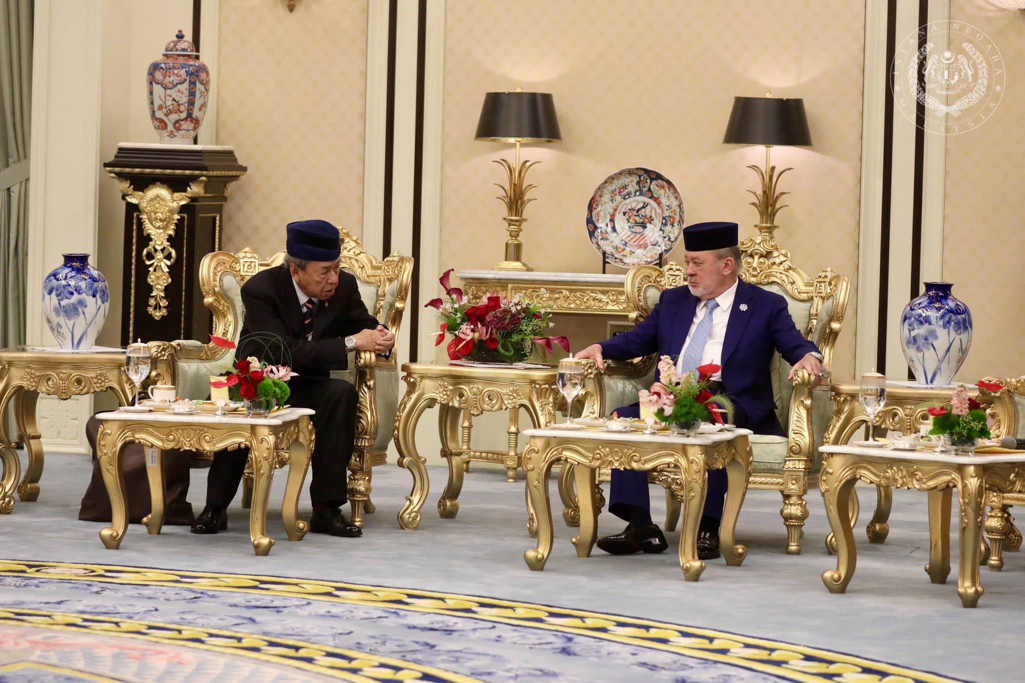 元首出席统治者理事会会前会议