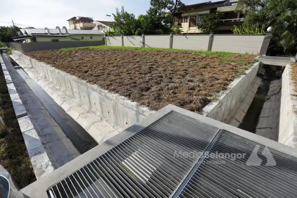 செர்டாங்  தாமான் ஜின்மாவில் வடிகால் அமைப்பை மேம்படுத்த சுபாங் ஜெயா  (MBSJ) RM402,520 ஐ செலவிட்டது
