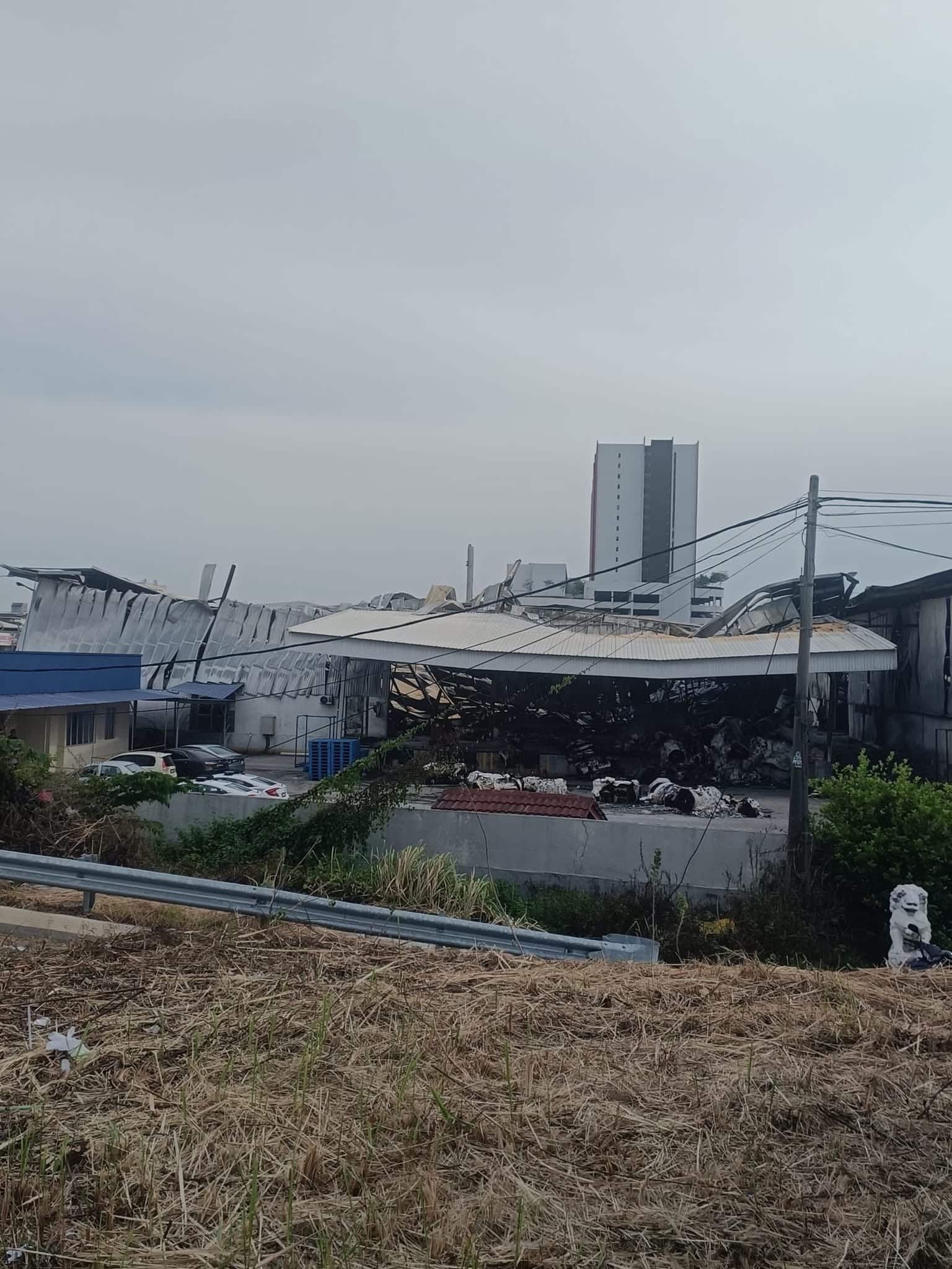 万挠箐乡岭1工厂上月火患   蔡伟杰承诺保障受影响员工权益