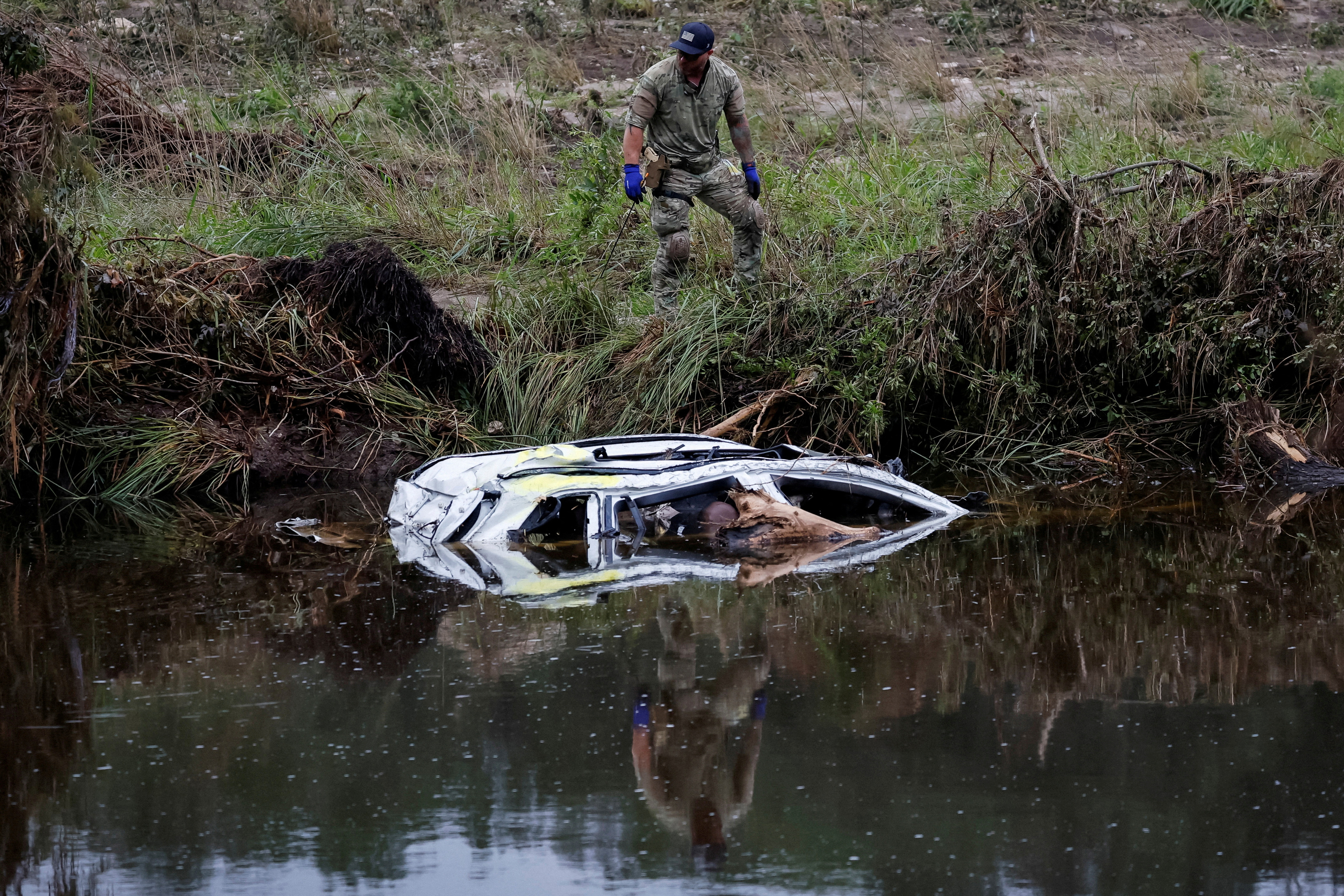 Hopes fade for Texas flood victims as death toll tops 95