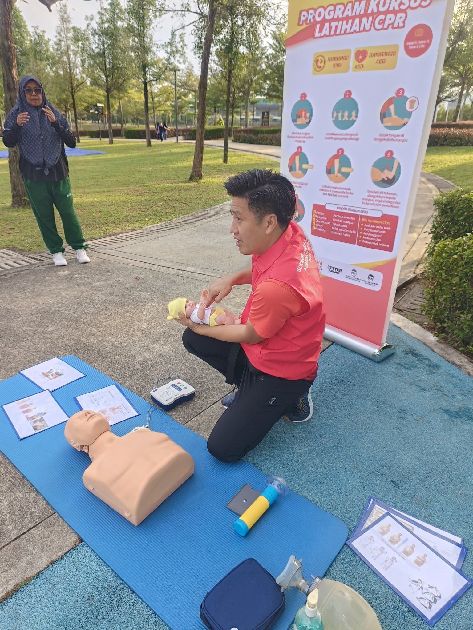 万挠区周六办CPR分享会  传授急救技巧助挽救生命