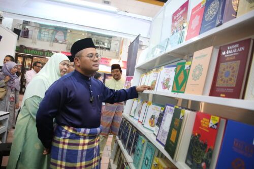 Industri kreatif perlu dasar stabil, lindungi dari ketidaktentuan politik – Faisal Tehrani