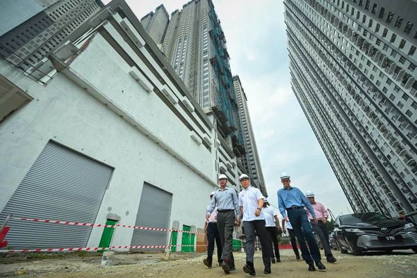 烂尾楼鹅唛希达公寓复工了! 倪可敏警告发展商按时完工