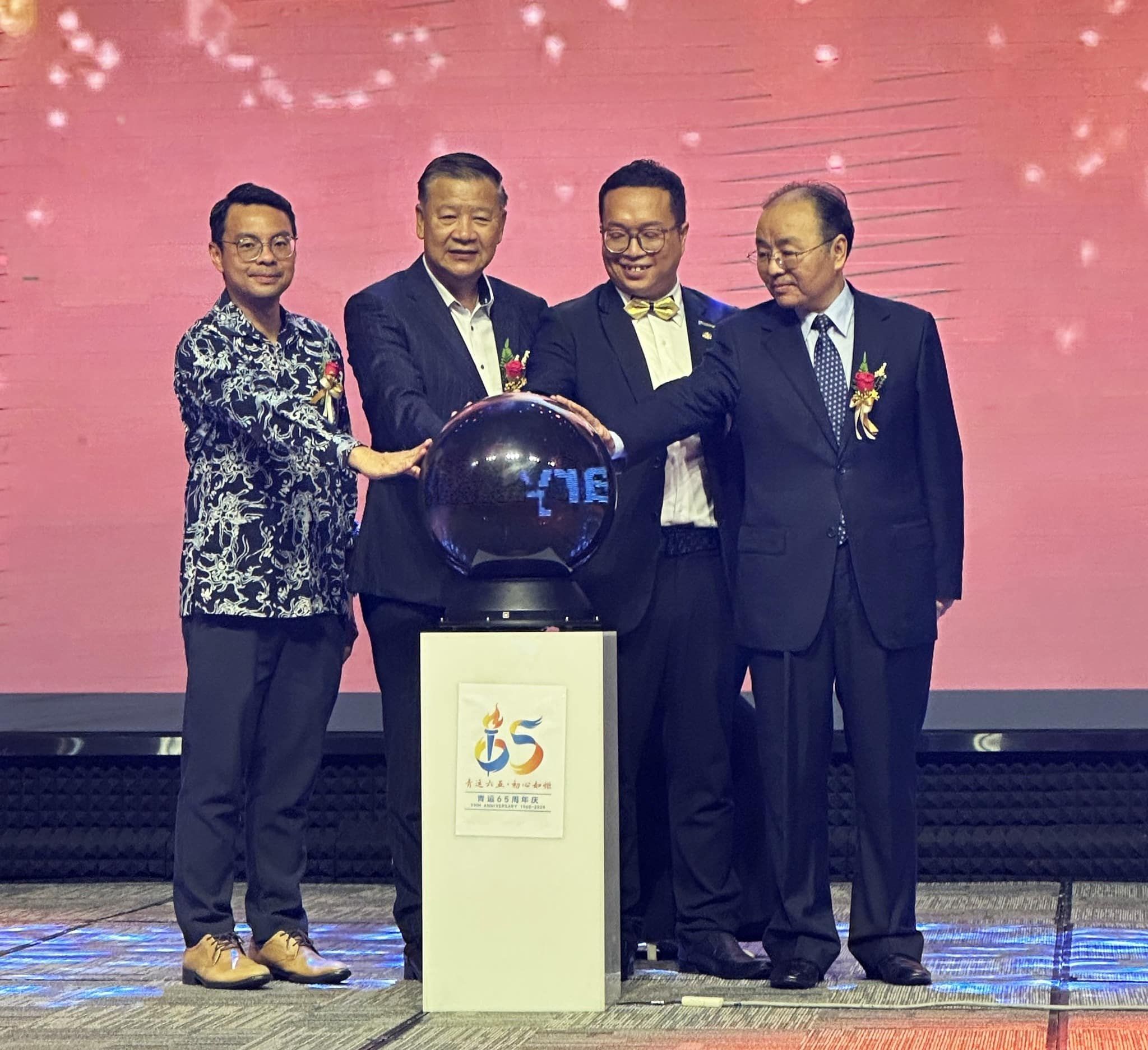 吁人工智能浪潮下需具判断能力  李健聪鼓励青年组织与政府多合作