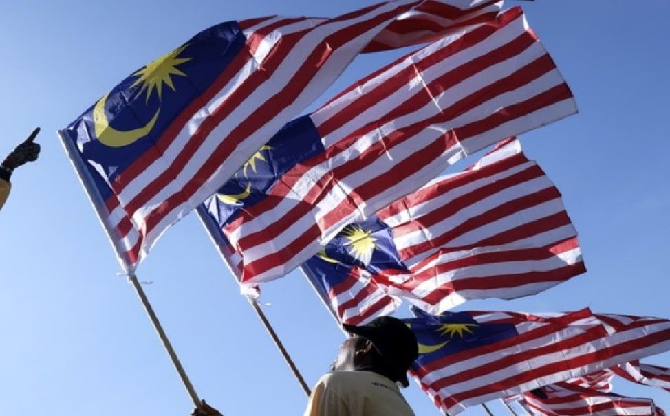 促全民国庆月挂国旗   法米：展现热爱国家