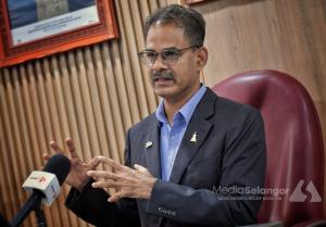 காப்பாரில் கழிவுநீர் குளத்திற்கு அருகில் ஆலயத்திற்கு நிலம் - மேம்பாட்டு நிறுவனத்திற்கு பாப்பாராய்டு கண்டனம்