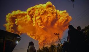 லெவோடோபி எரிமலை பல முறை வெடித்தது