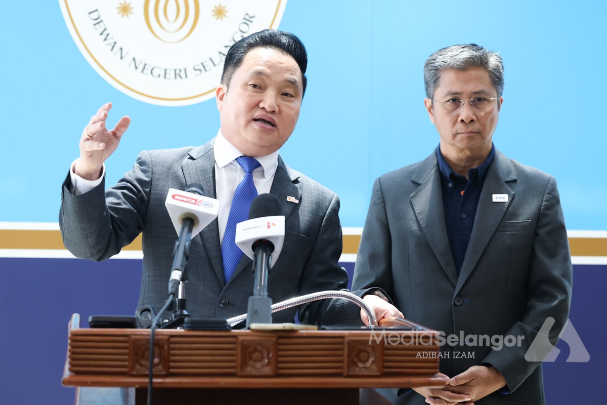 Smart parking deal awarded via open tender, not direct negotiation