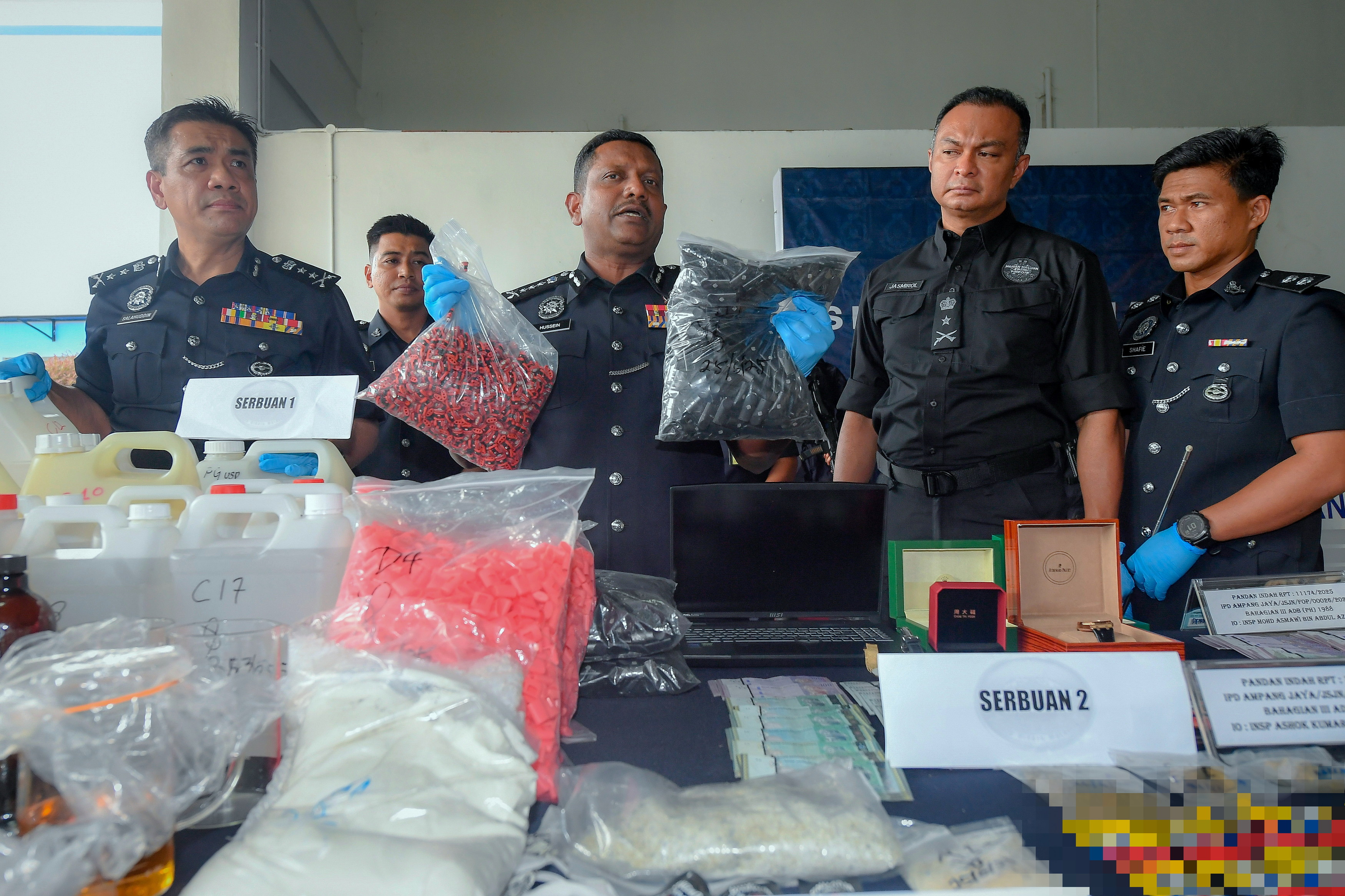 Police dismantle illegal vape drug lab, seize narcotics worth nearly RM22 mln