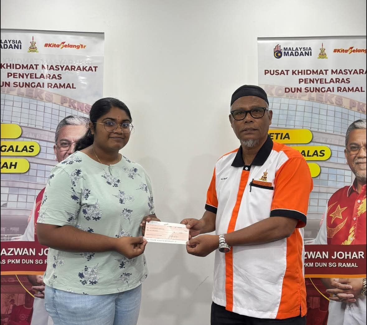 மாணவி வைஷ்ணவிக்கு கல்விக் கட்டண உதவி- மஸ்வான் ஜோஹார் வழங்கினார்