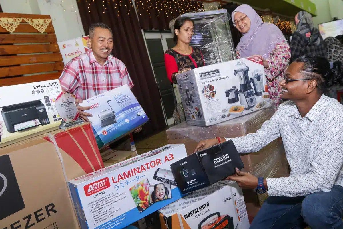 பரம ஏழைகள் இல்லாத மாநிலமாக சிலாங்கூரை உருவாக்கப் பல திட்டங்கள் ஏற்பாடு