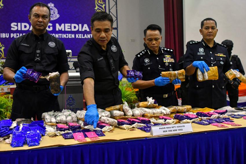 Police 'sniff out' drugs worth millions hidden in cow dung pile