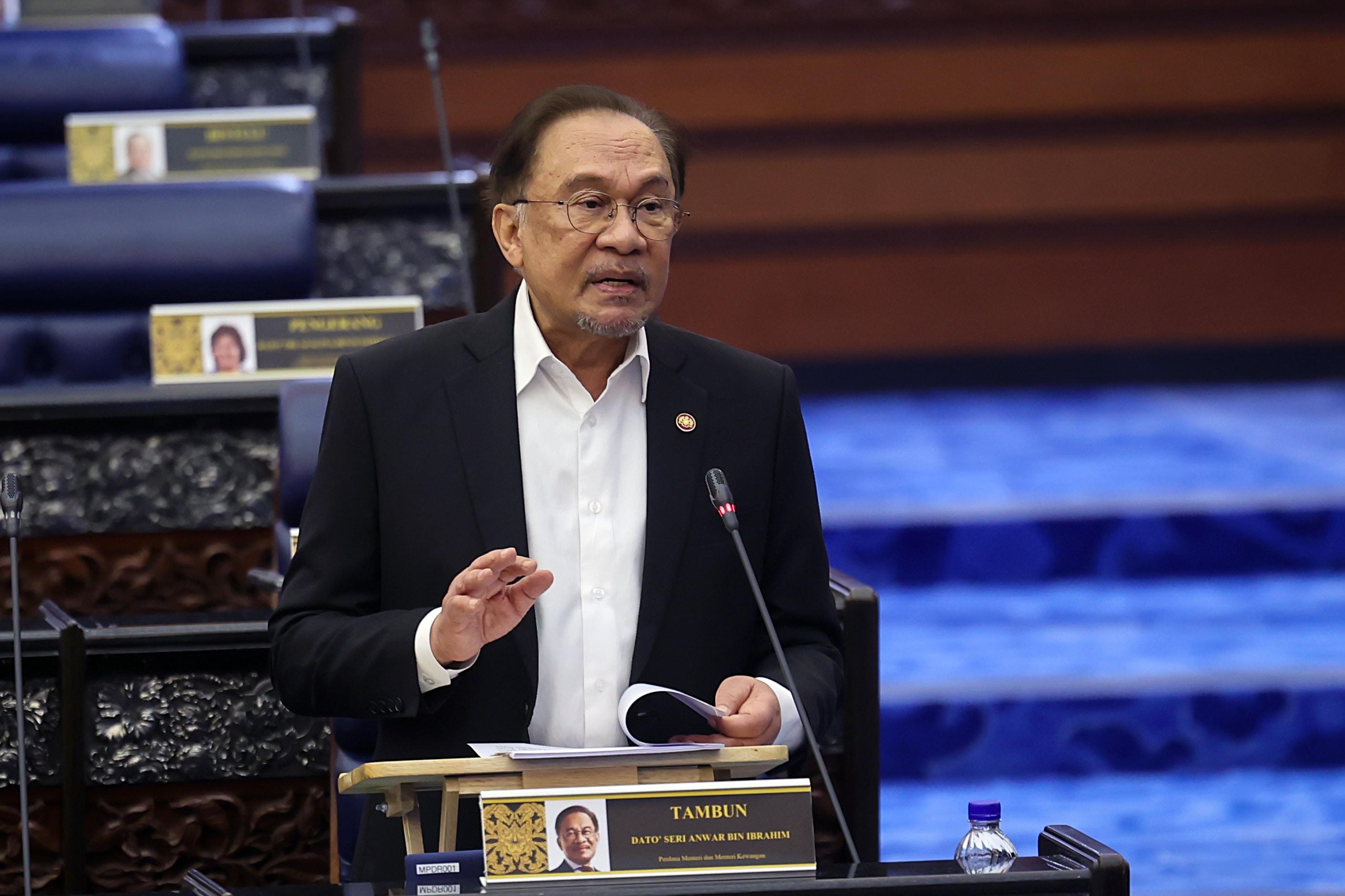 Danial urges Anwar to step down, cites PM's court case