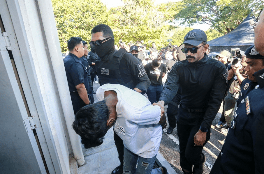 மாணவி கொலை வழக்கில் காதல் ஜோடி மீது குற்றச்சாட்டு