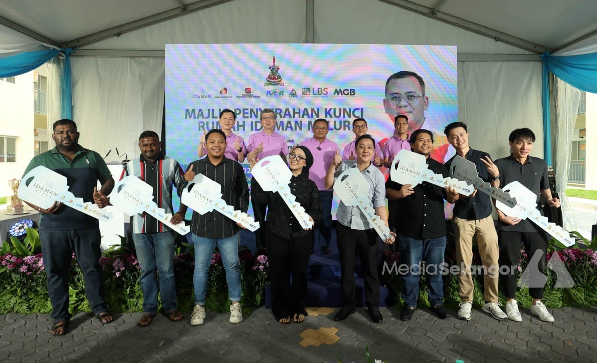 MB serah kunci Rumah SelangorKu, bantu lebih ramai miliki kediaman sendiri