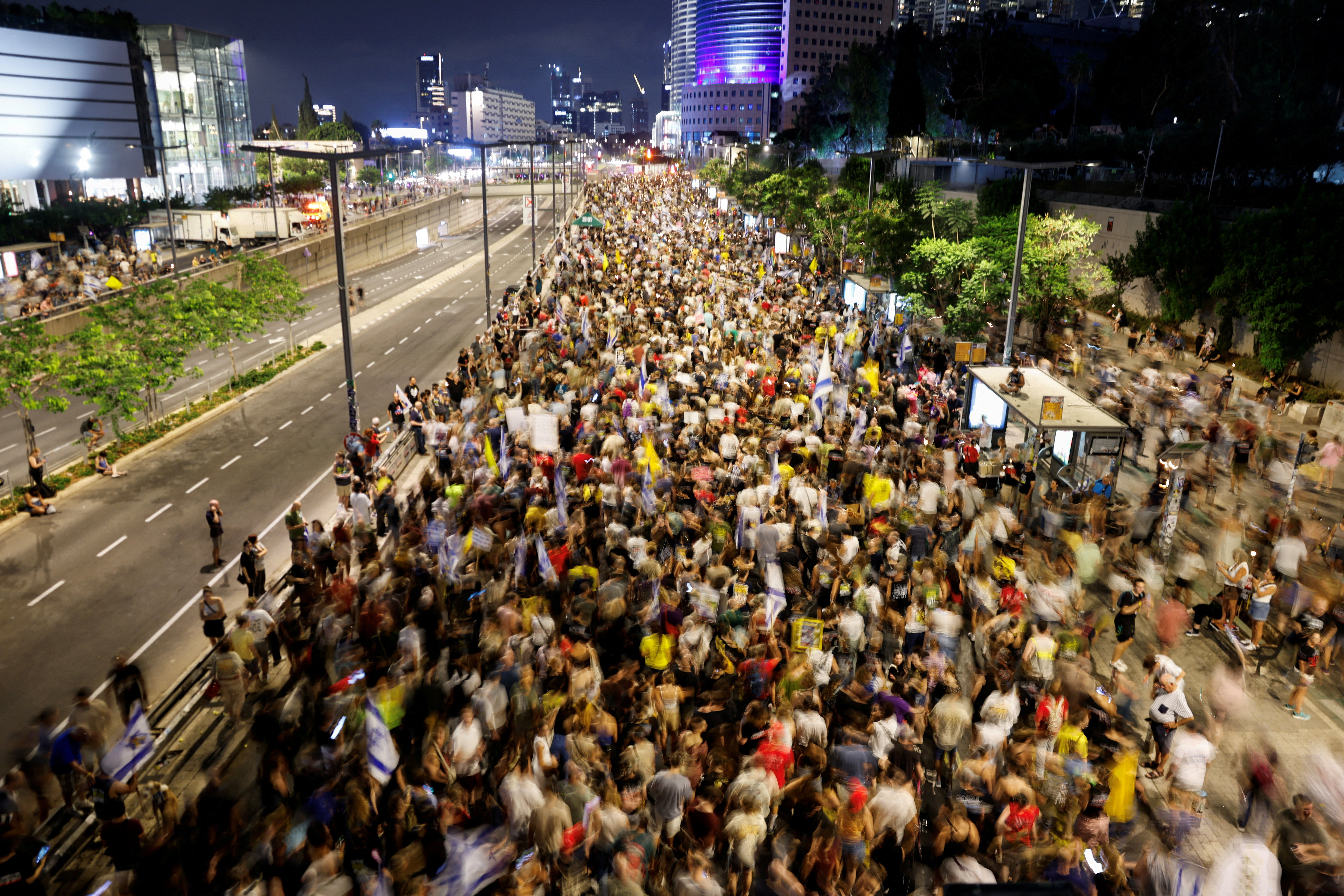 Thousands rally in Tel Aviv against Netanyahu’s new Gaza plan