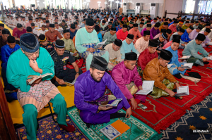 Sultan Sharafuddin attends state-level National Day prayer ceremony