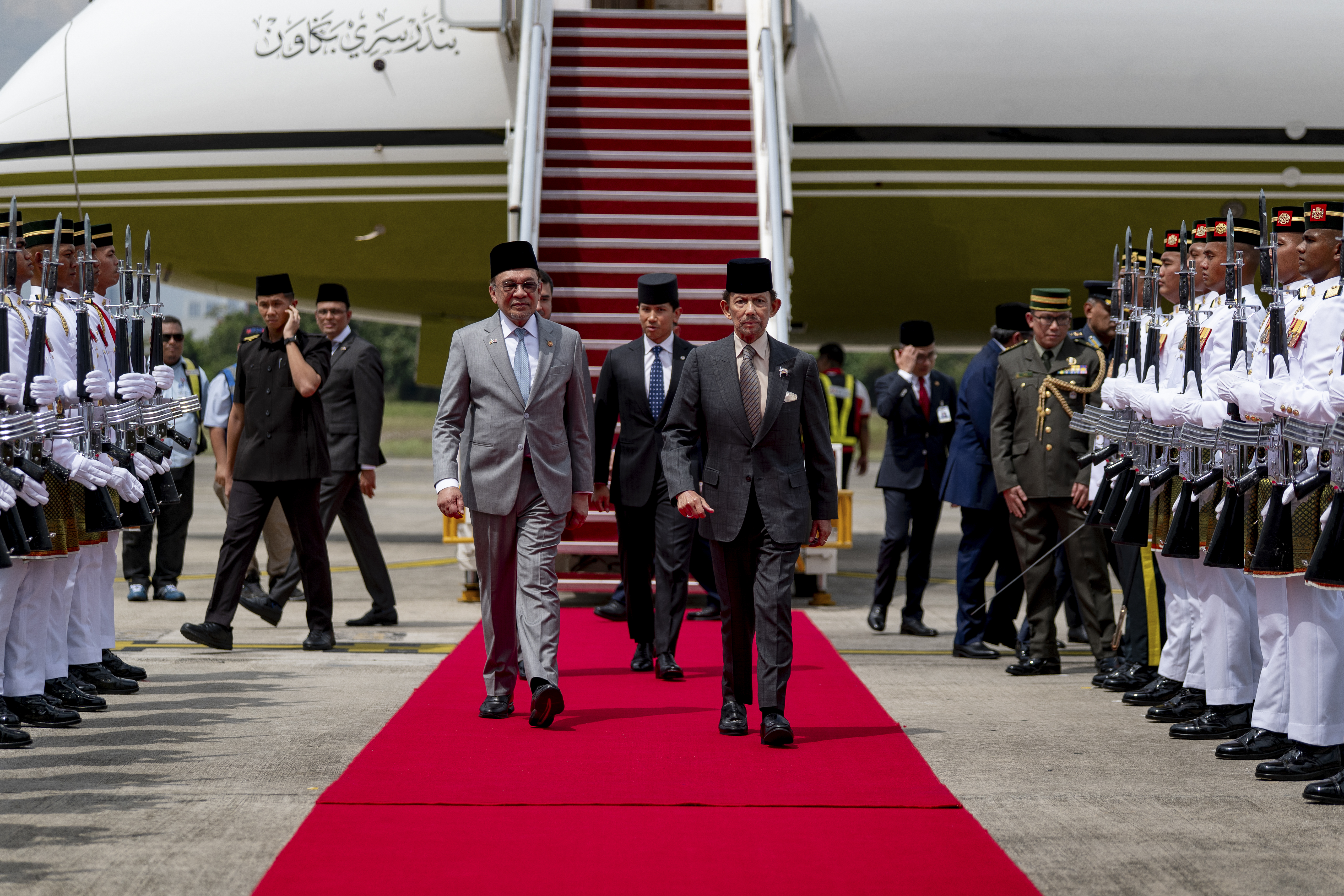 Brunei ruler arrives in Malaysia for state visit