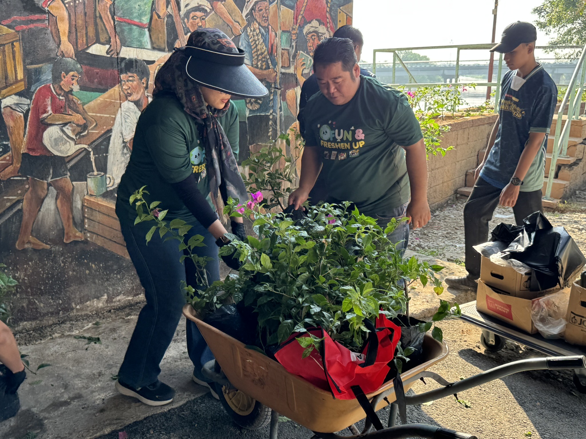 GM Klang leads community in creative, sustainable initiative