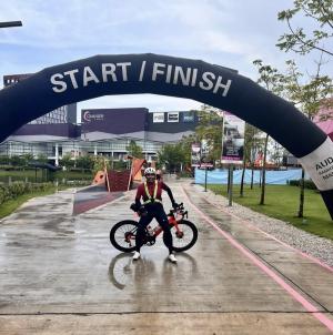 Nak lenyek, nak bunuh? Pengayuh basikal jawab kecaman warganet