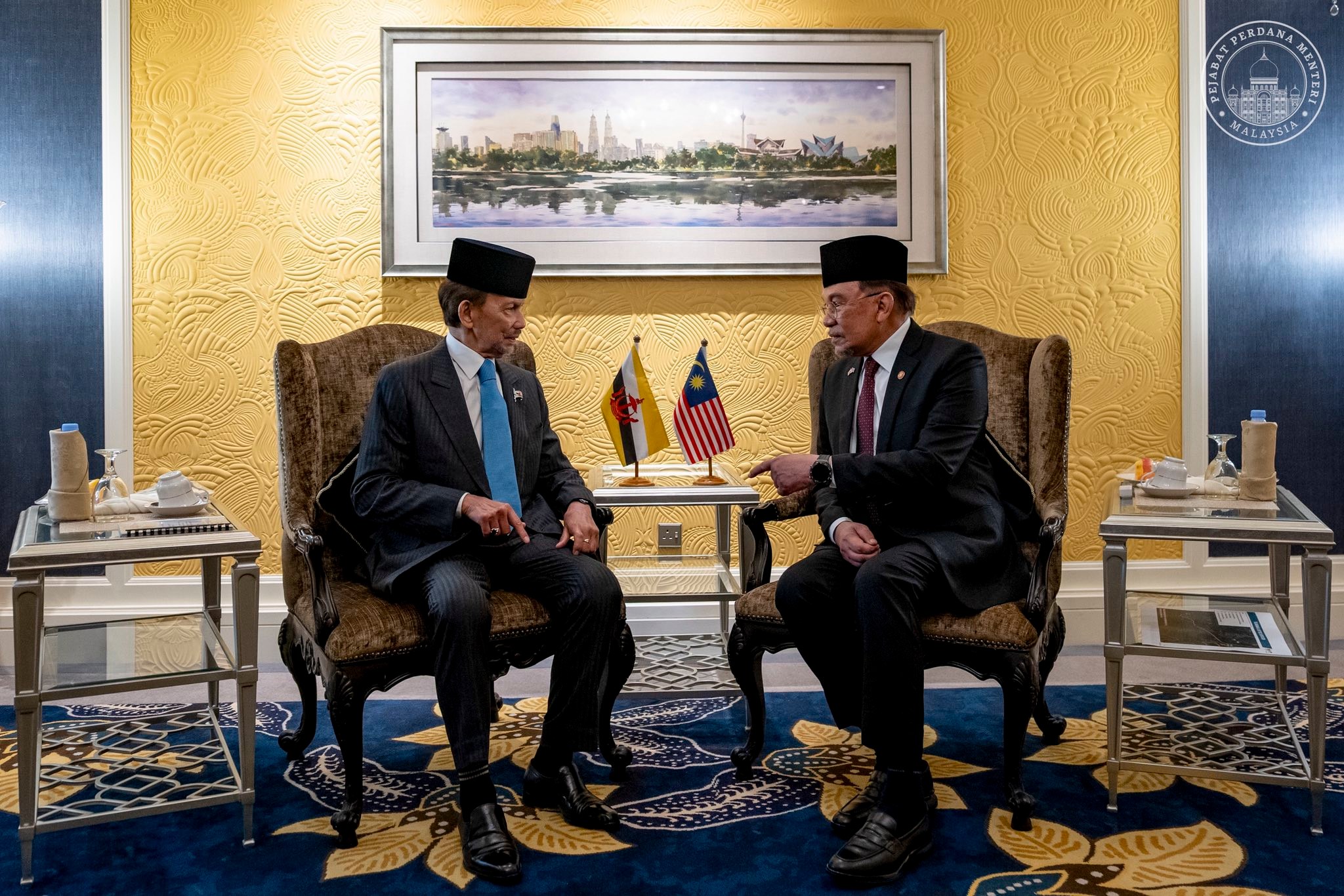 PM, Brunei sultan witness exchange of MOU on health cooperation