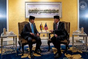 PM, Brunei sultan witness exchange of MOU on health cooperation