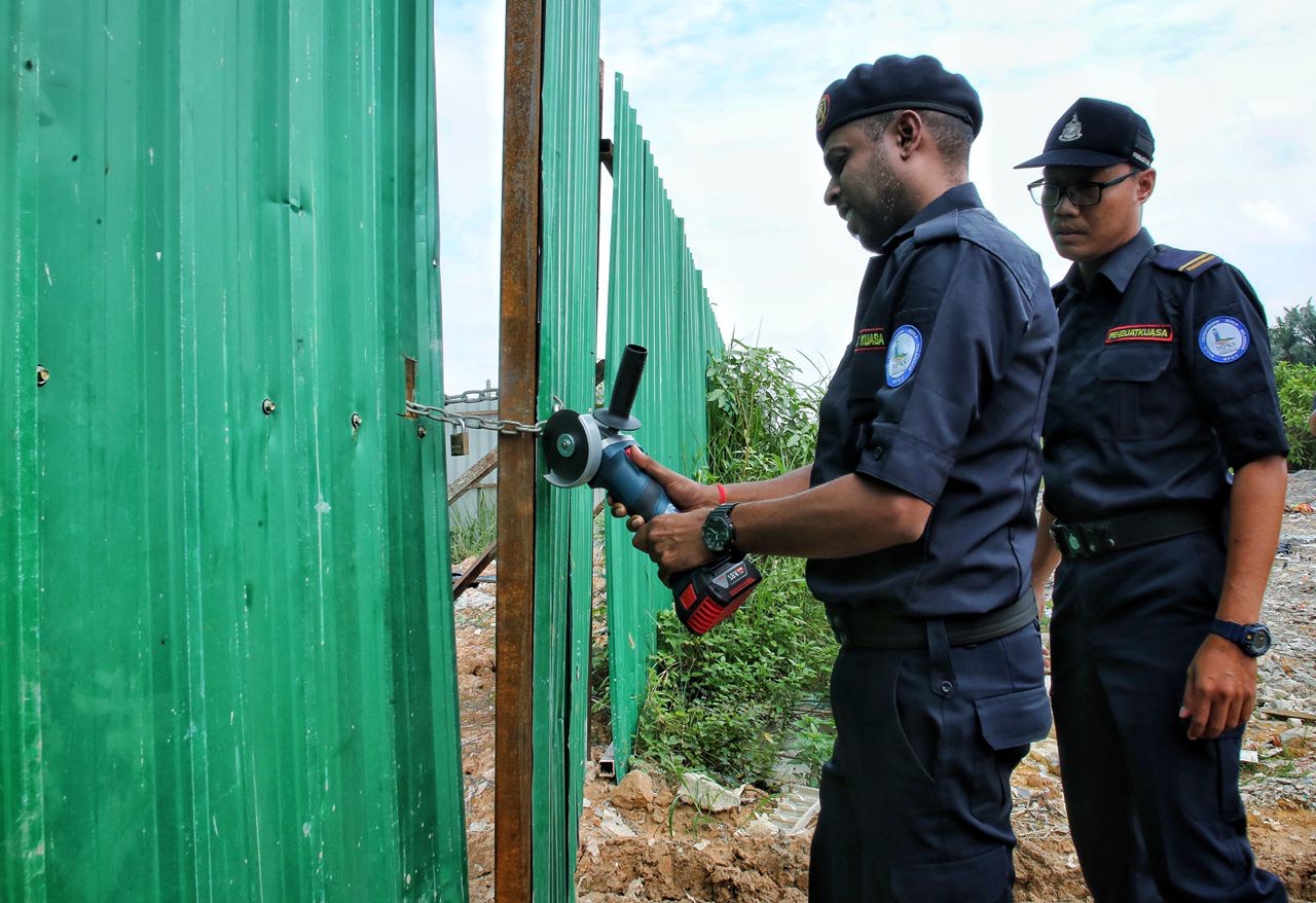 PTG Selangor gempur tapak sampah haram di Ijok