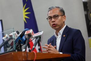 Don’t believe everything online, says Fahmi on Zara Qairina case