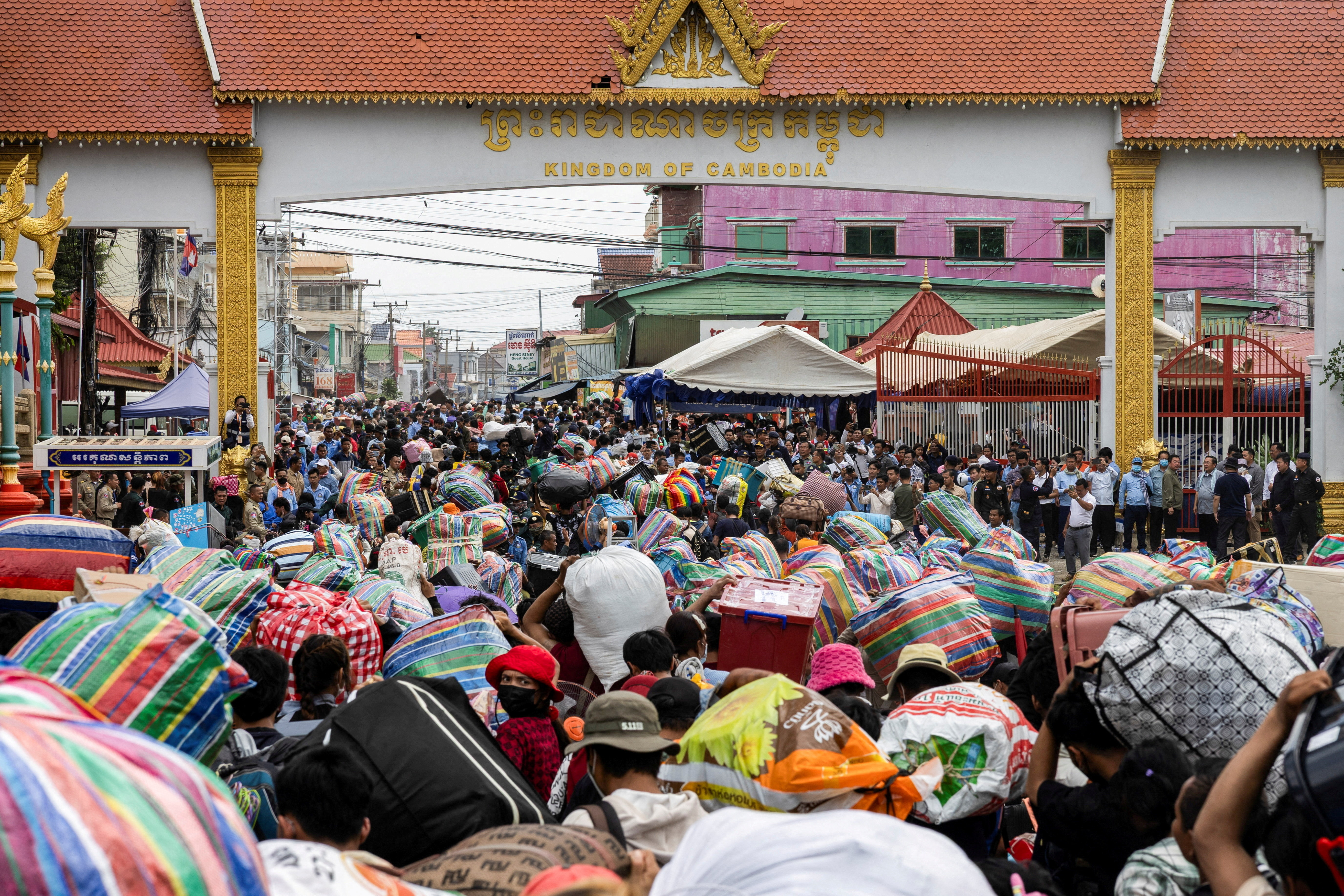 Cambodia, Thailand agree to 11 resolutions to de-escalate tensions