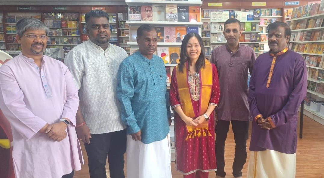 மக்கள் பிரச்சினைகளை அரசிடம் சேர்ப்பதில் செய்தியாளர்களின் அளப்பரிய பங்கு- தியோ நீ சொங் பாராட்டு