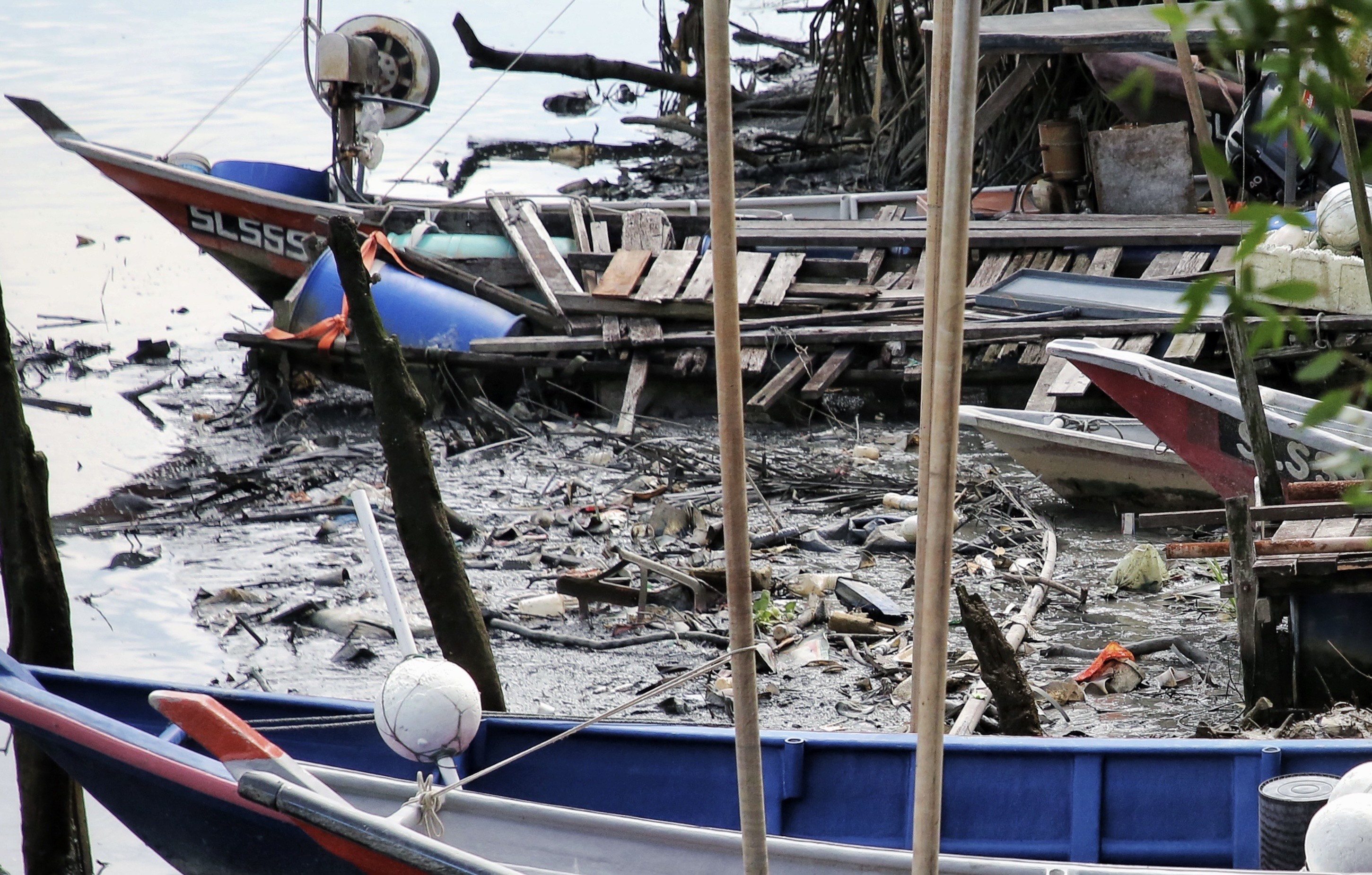 Cleaner Sg Klang brings relief to fishermen