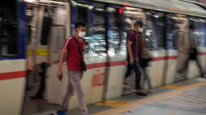 எல்.ஆர்.டி. தடத்தை அத்துமீறி கடந்த அந்நிய நாட்டவர் கைது