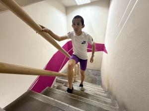 【逐梦高塔系列3/3】20分钟最佳运动  爬梯护膝更健康