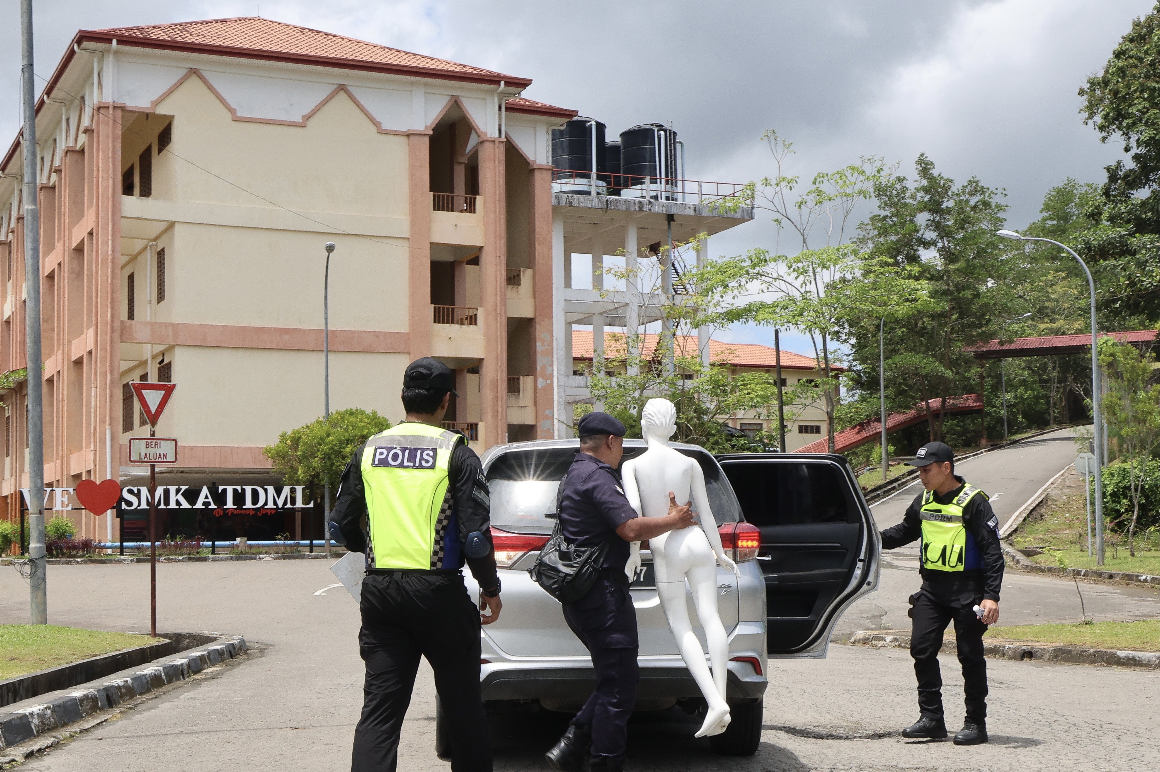 Inkues Zara Qairina: Peguam buat laporan polis susulan kebocoran pernyataan saksi 