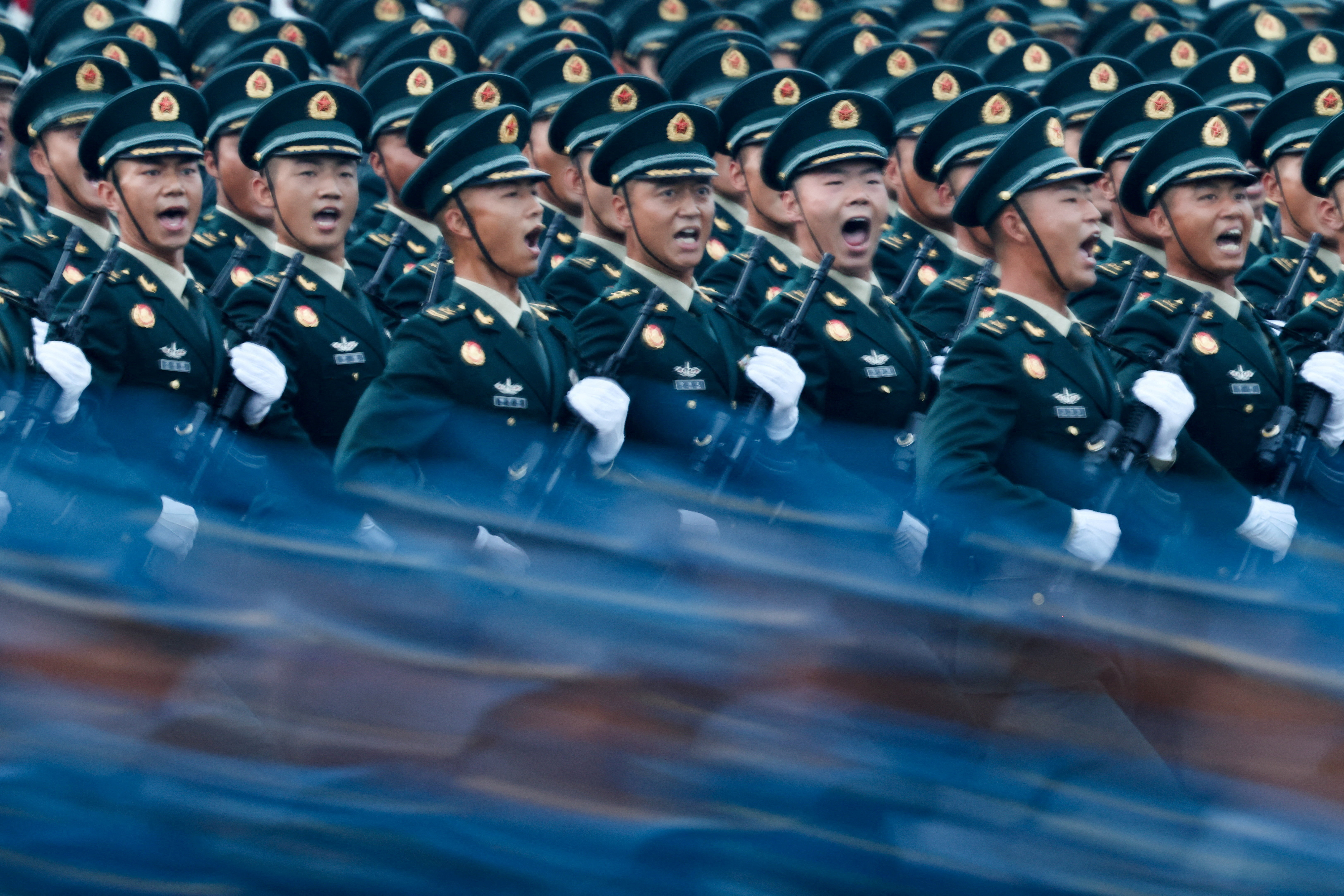 China holds military parade in defiance of West
