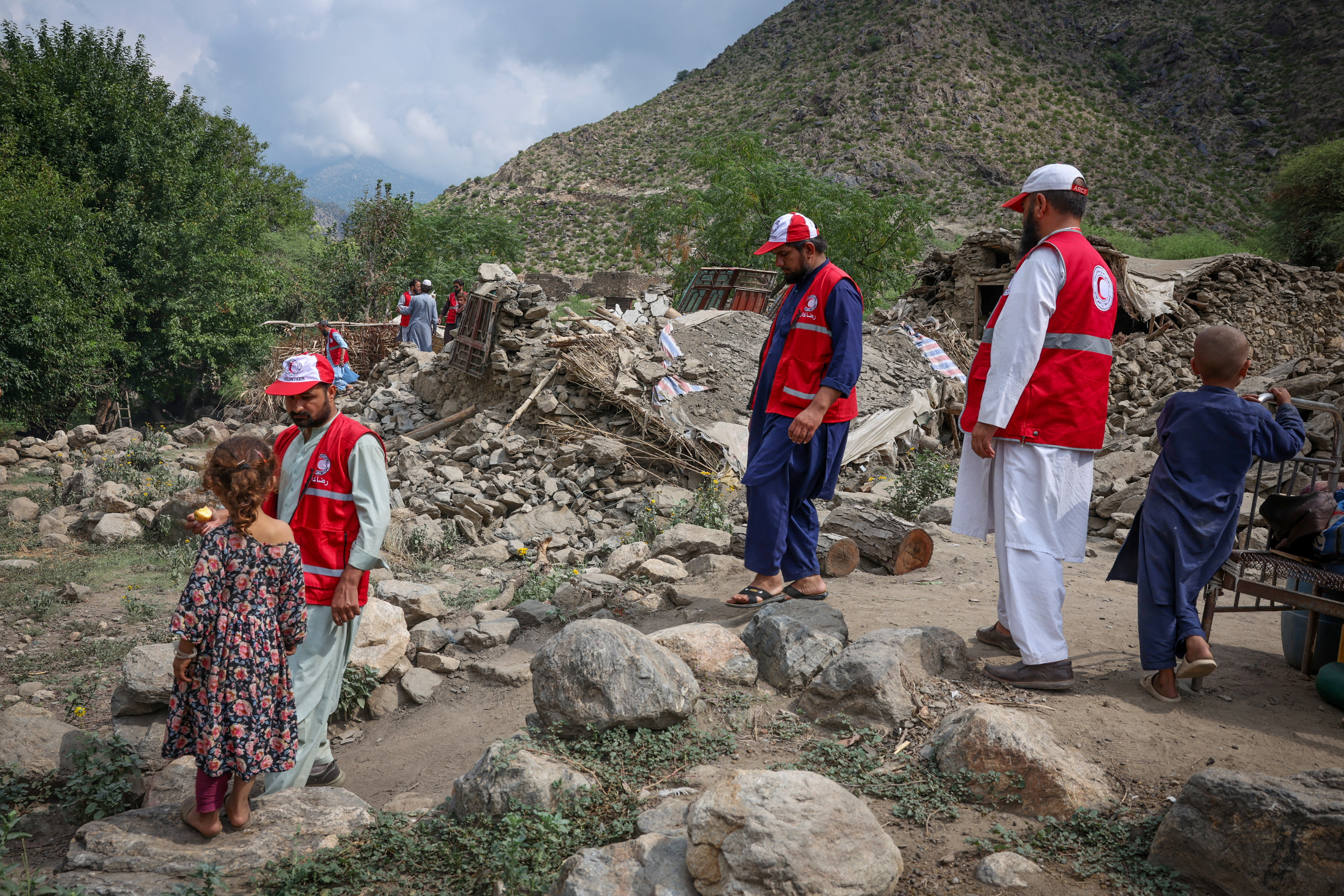 Gempa bumi Afghanistan: Malaysia hulur bantuan perubatan, makanan dan kewangan