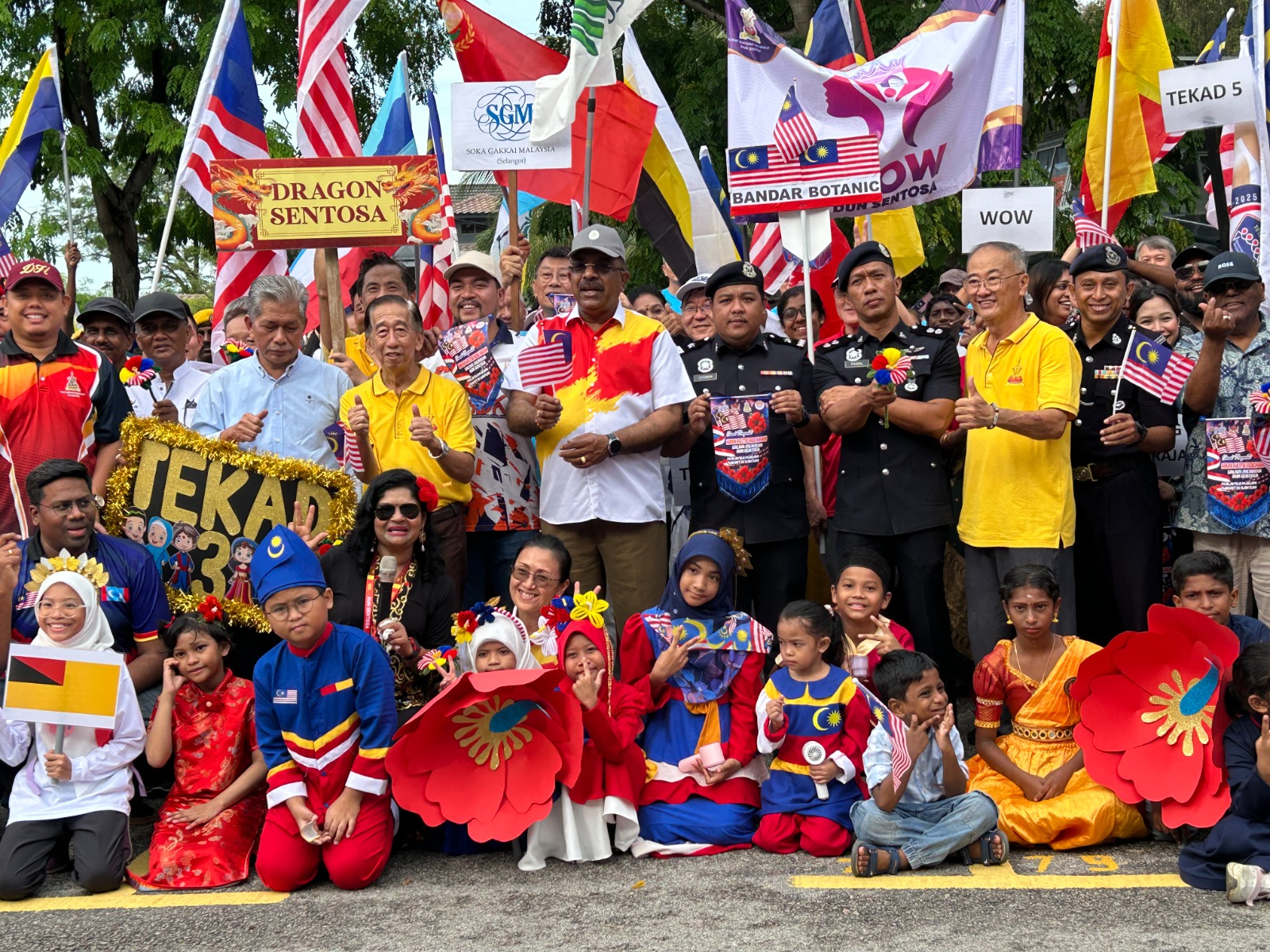 800 peserta semarakkan Hari Kebangsaan ke-68 di Bandar Botanik